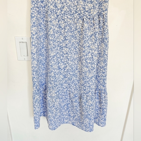 Monteau Square Neck Blue Dress with Daisies - Picture 4 of 9